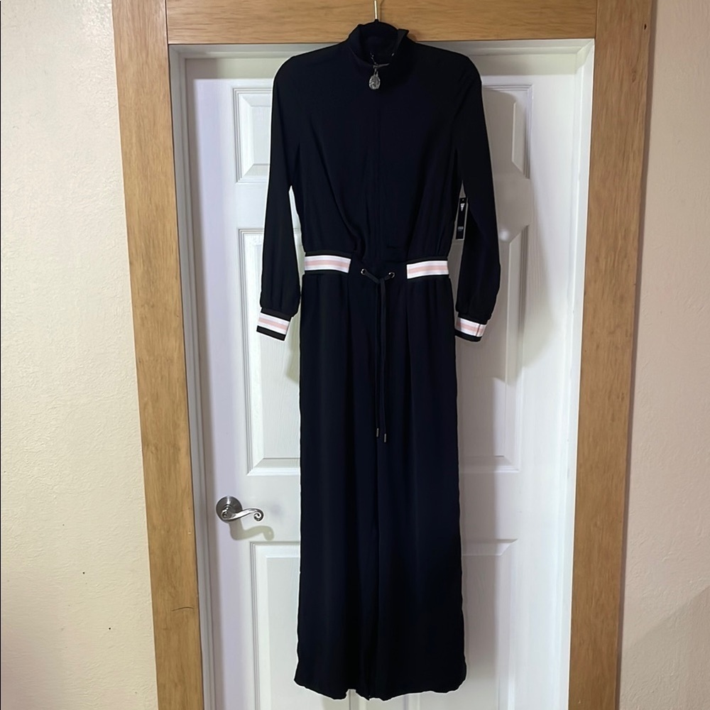 Guess Jumpsuit XS Black Zip Front Wide Leg Long Sleeve Stripe Trim Athleisure - Picture 3 of 16